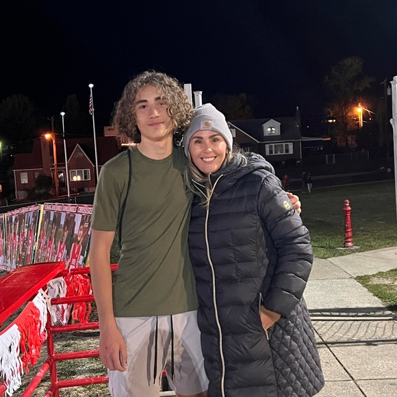 Meet your Posher, Posh - Picture 15 of 16